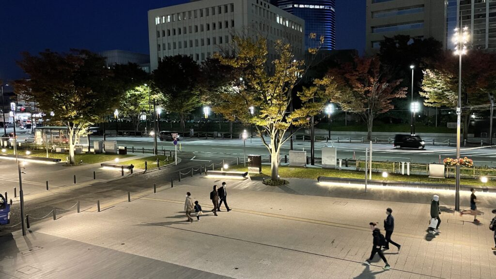 公園のような街路空間　富山市ブールバール広場再整備計画」